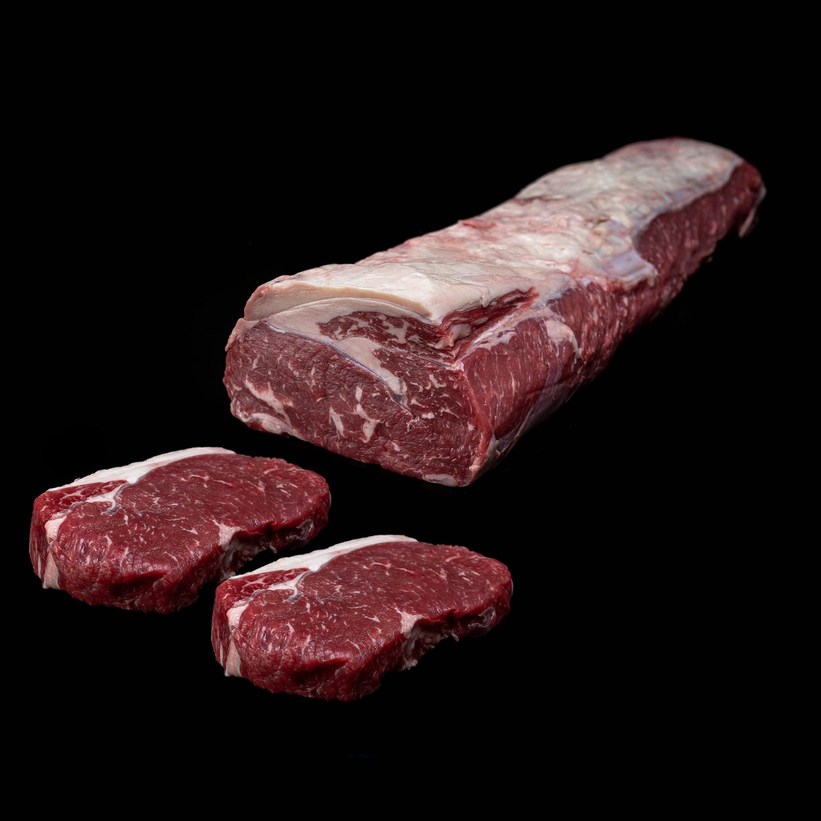 Rinder Beiried portioniert mit Fett aus Österreich