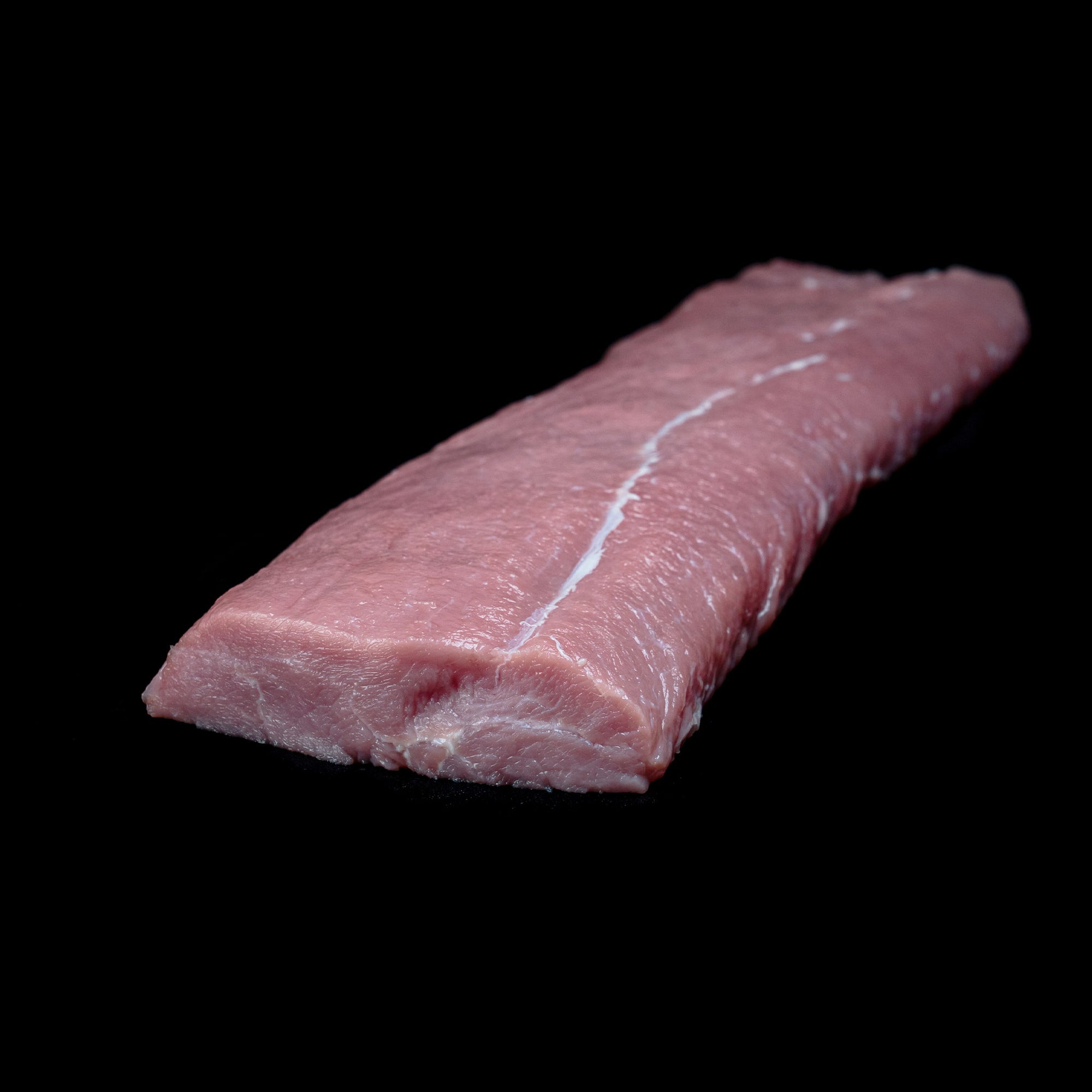 Parierter Kalbsrücken – zartes, elegantes Kalbfleisch, küchenfertig vorbereitet